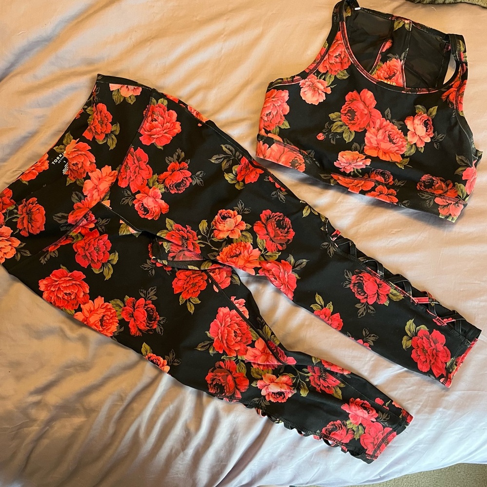 Torrid rose workout set size 1